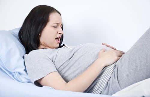 كيف أعرف أن موعد ولادتى أقترب وما هو الطلق الحقيقى والكاذب