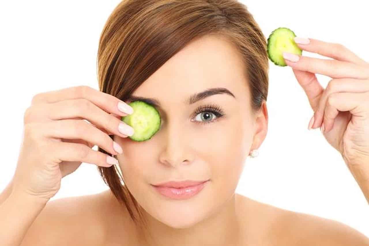 ماسكات للبشرة الدهنية للتفتيح