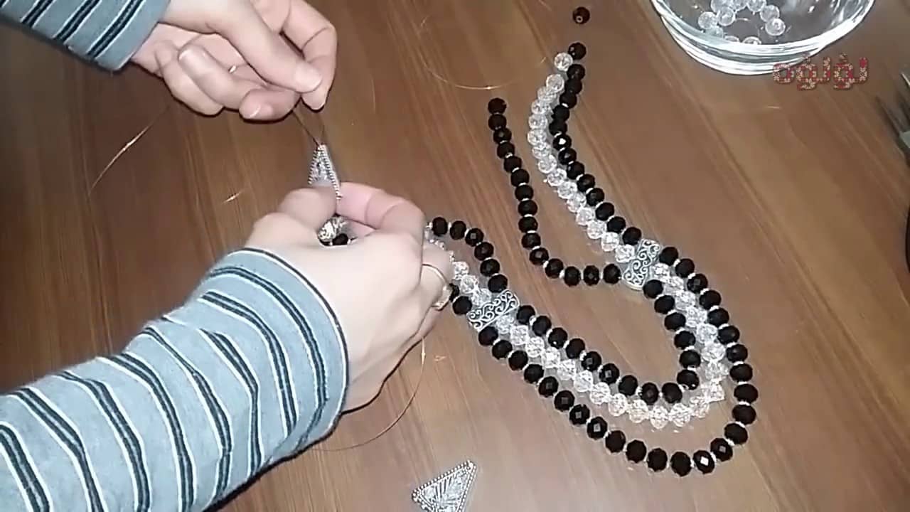 طريقة صنع اكسسوارات يدويه للبنات جديدة