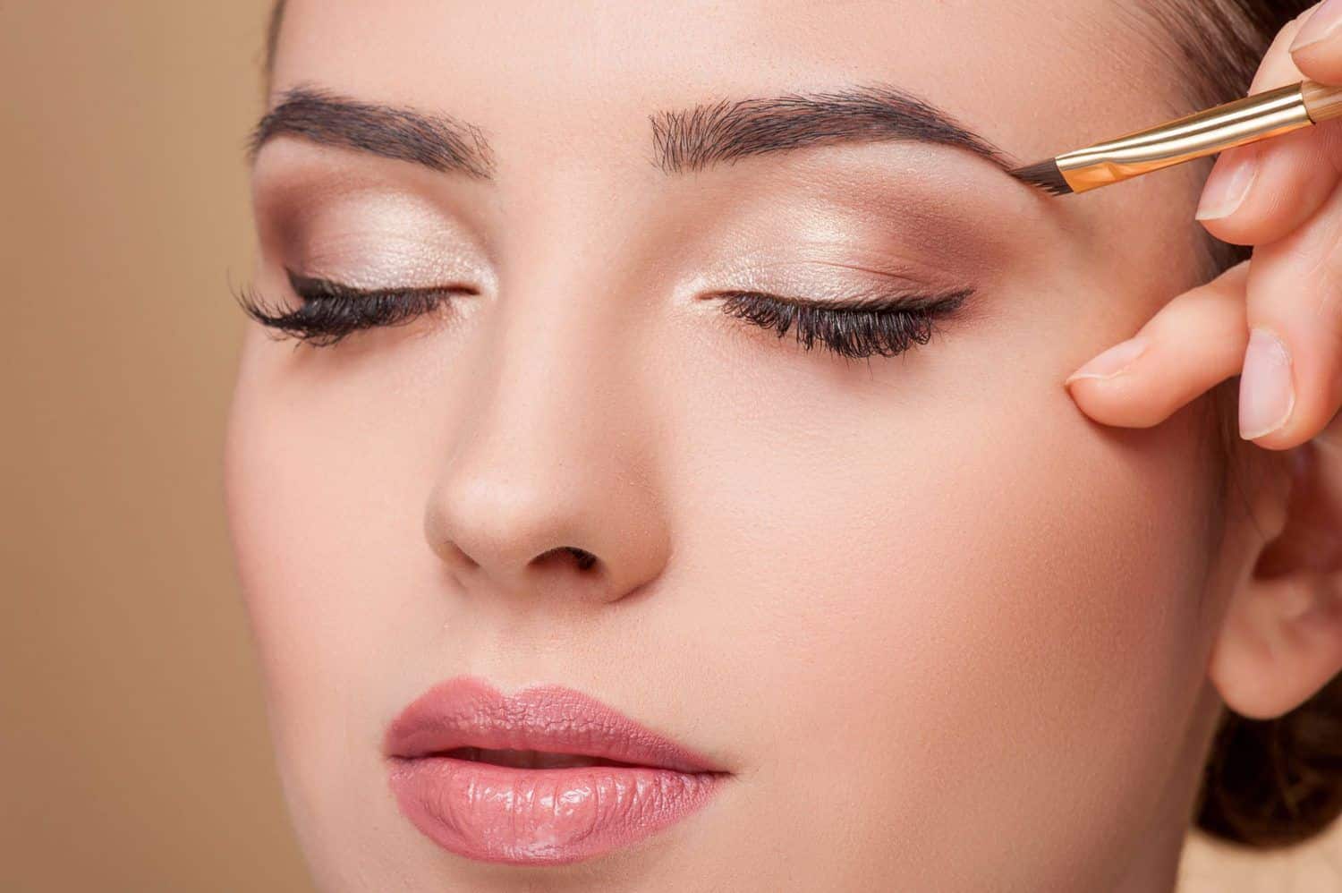 أحدث طرق لرسم الحواجب بشكل مثالى روعة