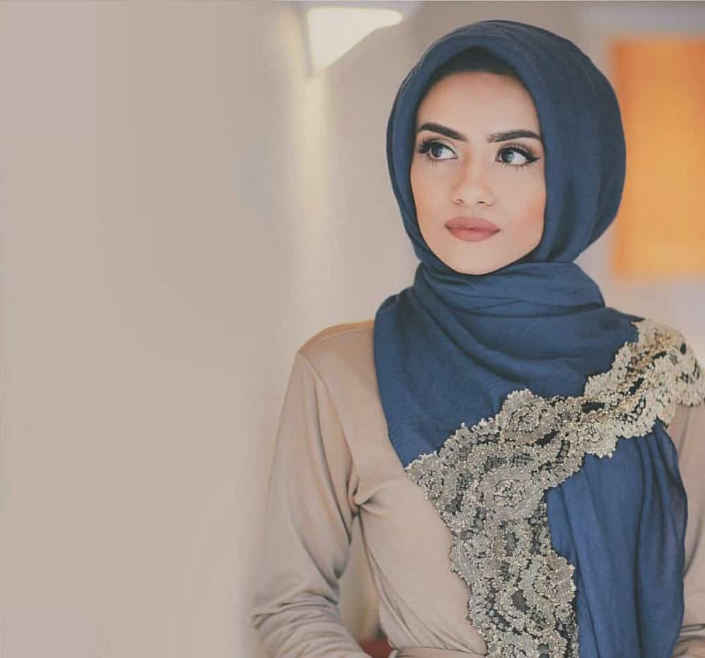 صور أفضل موديلات لأجمل لفات الطرح السوارية متنوعة