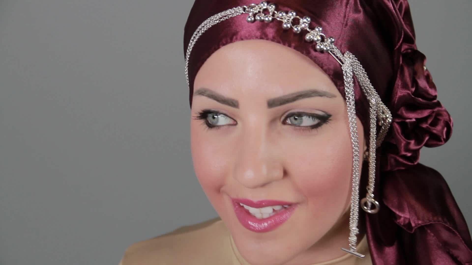 صور أحدث لفات الطرح السوارية البسيطة حلوة