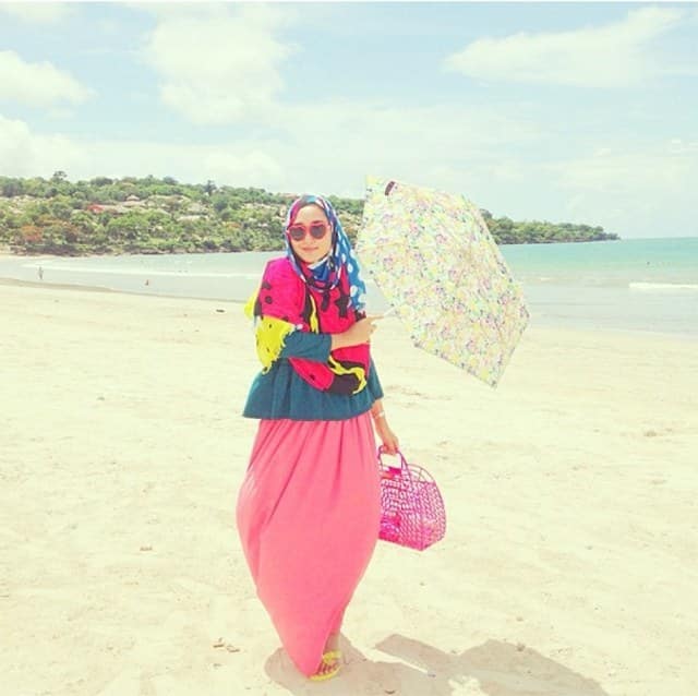 صور ملابس محجبات للشاطئ صيف جميله