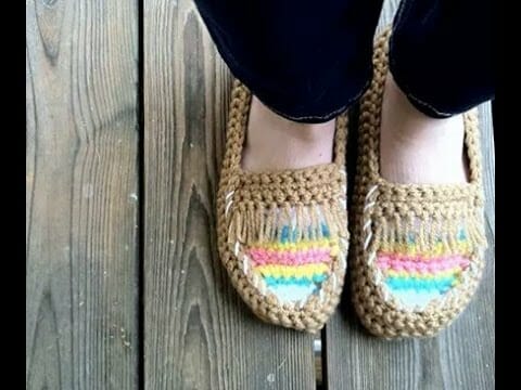 صور أفضل موديلات لأحذية الكورشية للاطفال جامدة