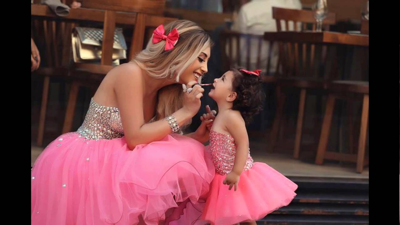 صور فساتين الأم مع أطفالها حديثة 2018 متنوعة