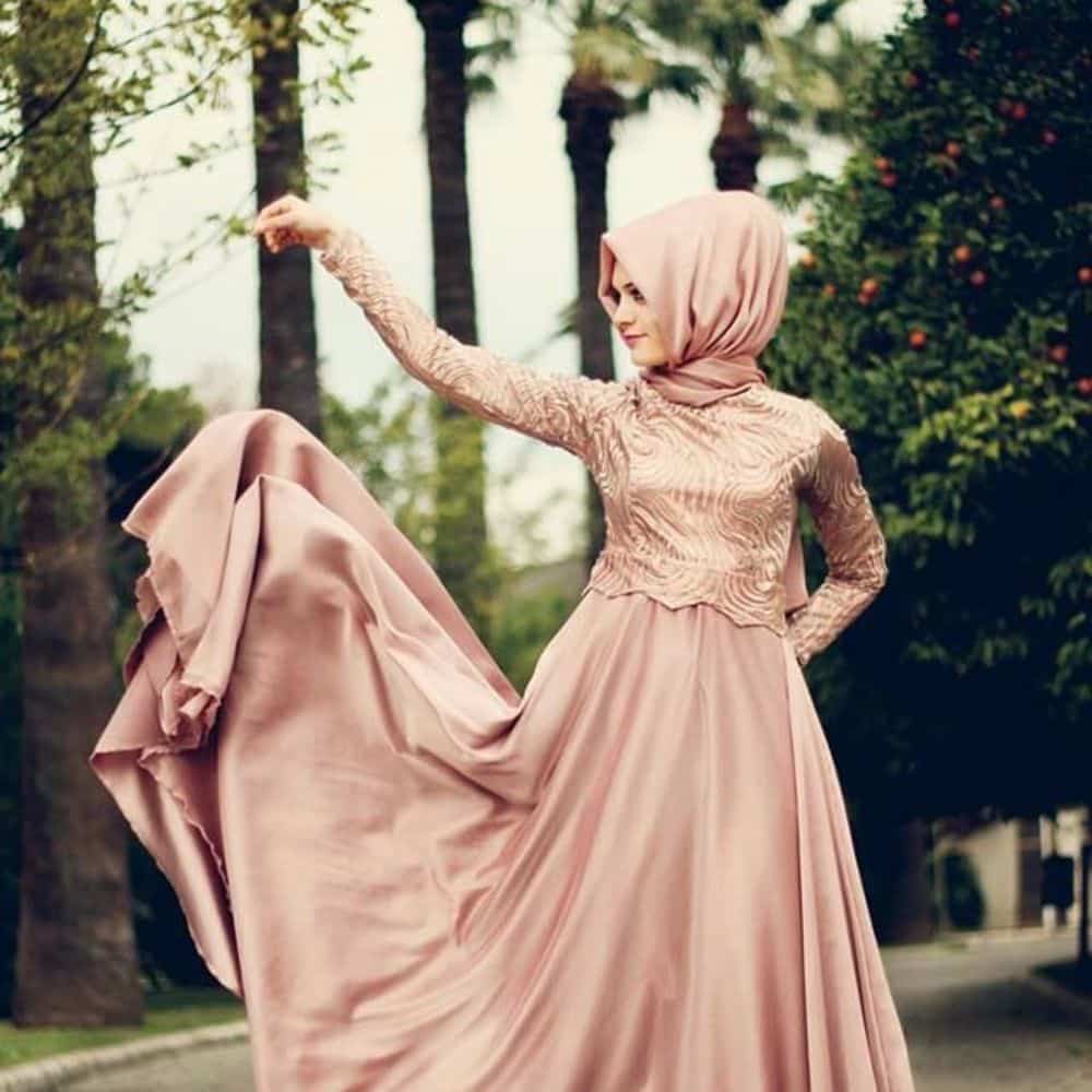 صور أحدث فساتين الخطوبة التركية للمحجبات جميلة