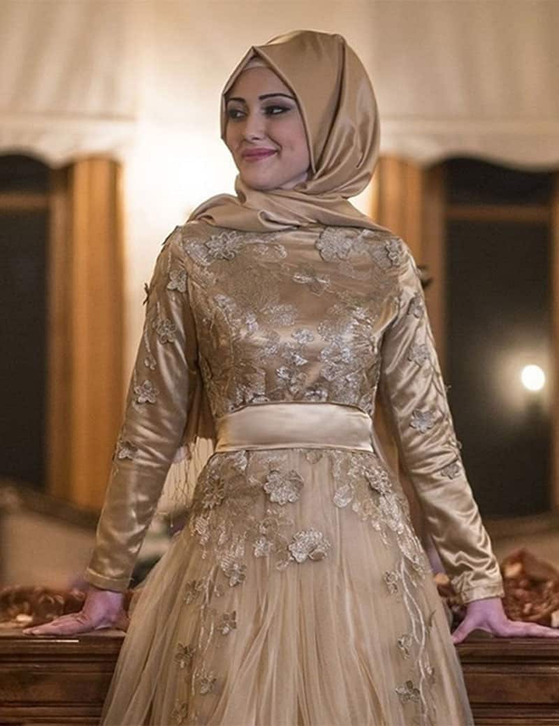 اشكال لبس سهرة محجبات