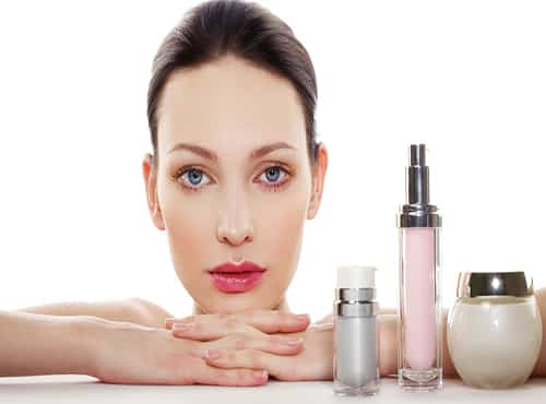 أهم وسائل التجميل الطبيعية والطبية والعناية بالبشرة