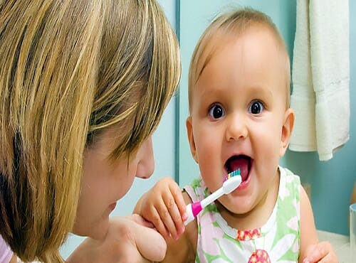 كيف أزيد من ذكاء طفلي الرضيع مع تنمية مهاراته