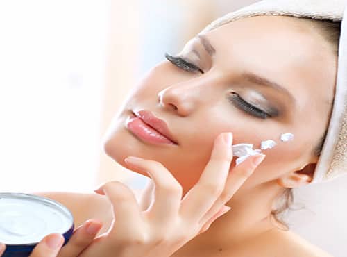طرق طبيعية لتكبير الخدود فى المنزل