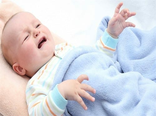 حل مشكلة الامساك عند الرضع