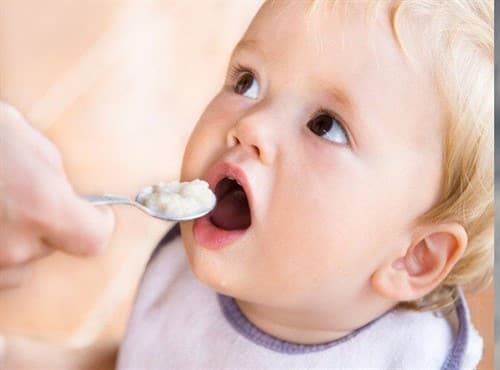 ما فوائد الزبادي للأطفال الرضع