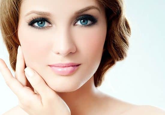وصفات طبيعية لنفخ الخدود