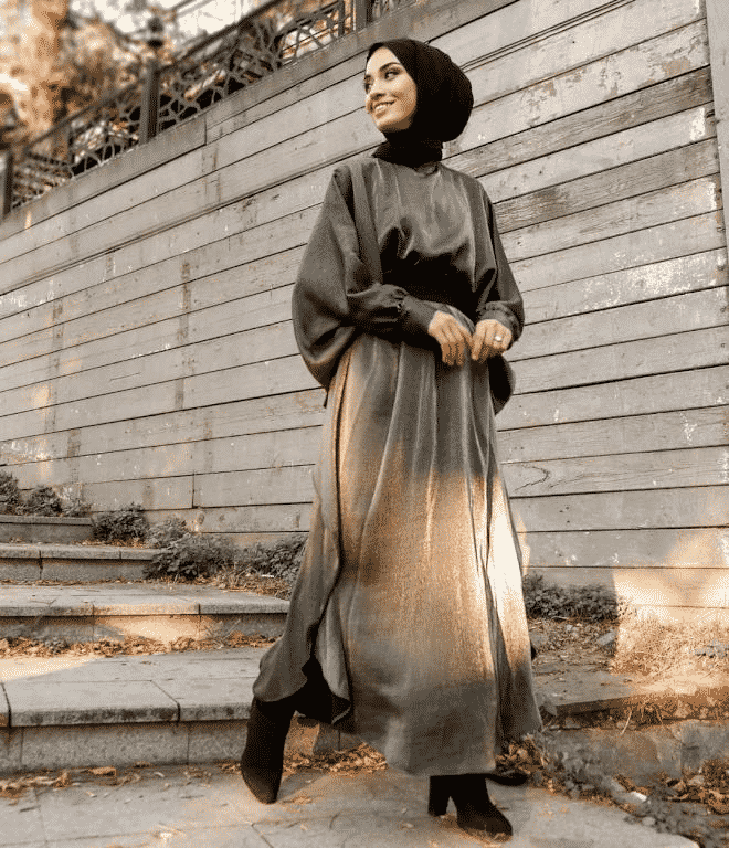 فساتين سهرة بأكمام منفوخة