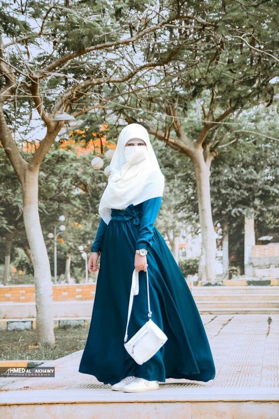 دريسات منتقبات خروج حديثة
